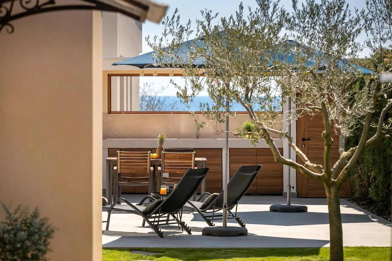 Belvedere Holidays Villas Novigrad  Holiday home