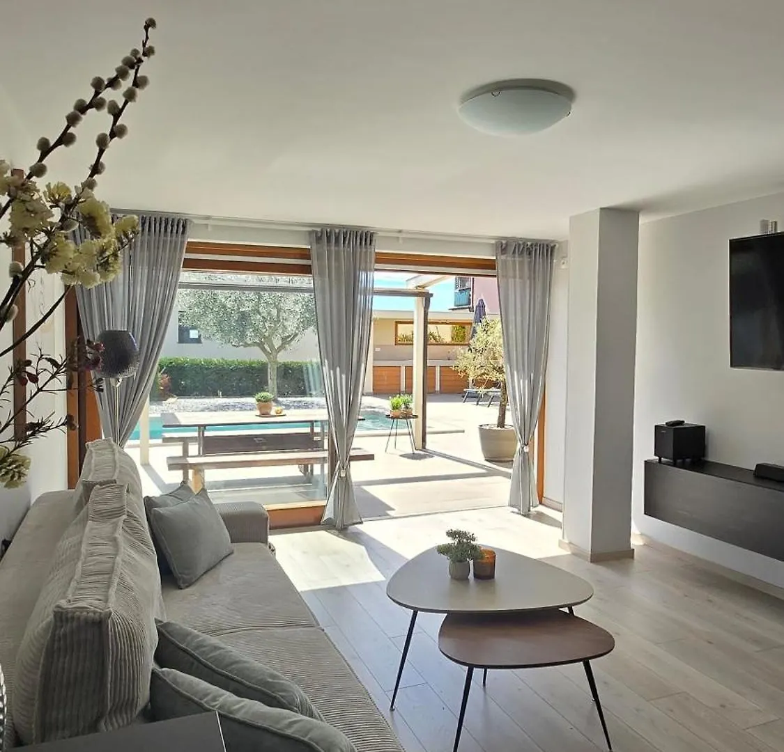 Belvedere Holidays Villas Novigrad Istria Kroatien