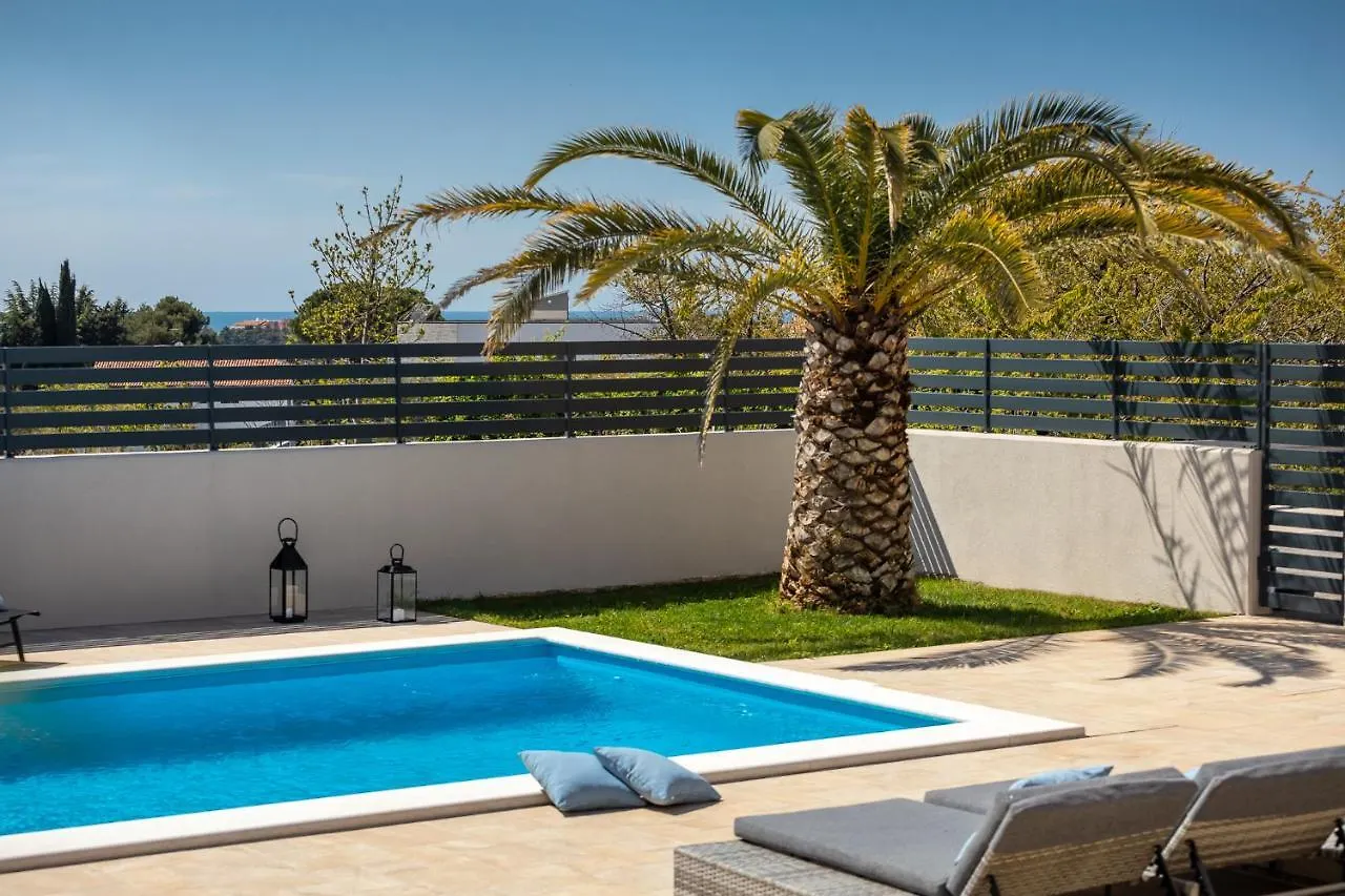 Holiday home Belvedere Holidays Villas Novigrad
